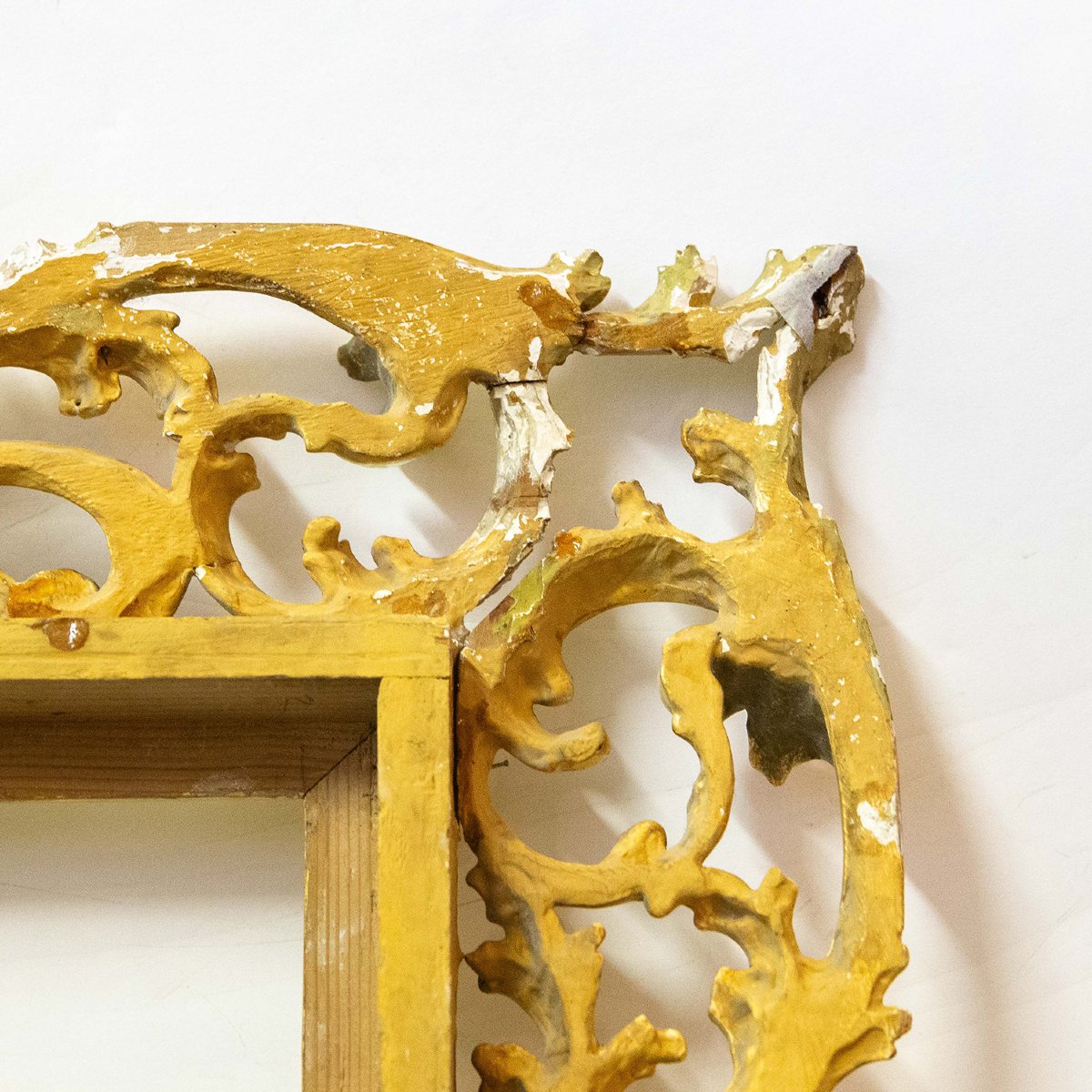 Miroir en bois doré, finement sculpté, XIXe siècle-photo-6