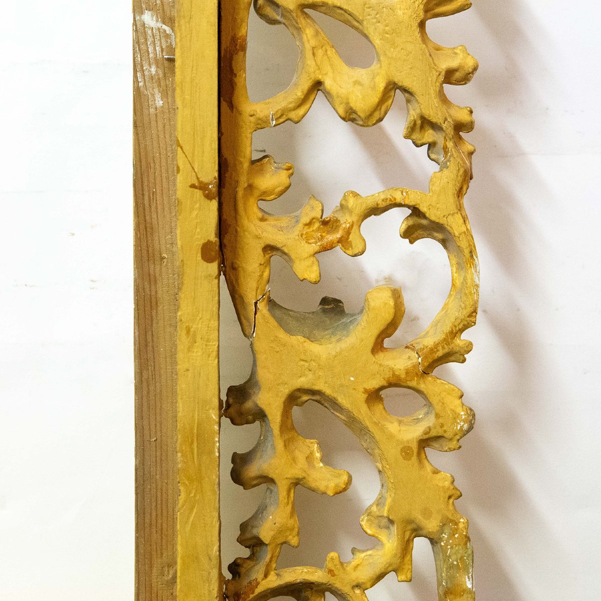 Miroir en bois doré, finement sculpté, XIXe siècle-photo-7