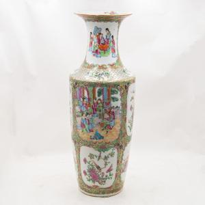 Chinese Vase In The Famille Rose Style, Caton, Late 19th Century–early 20th Century