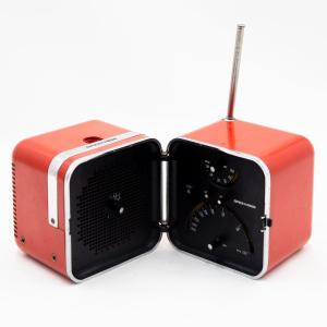 Radio Cubo Brionvega TS502, époque XXe siècle