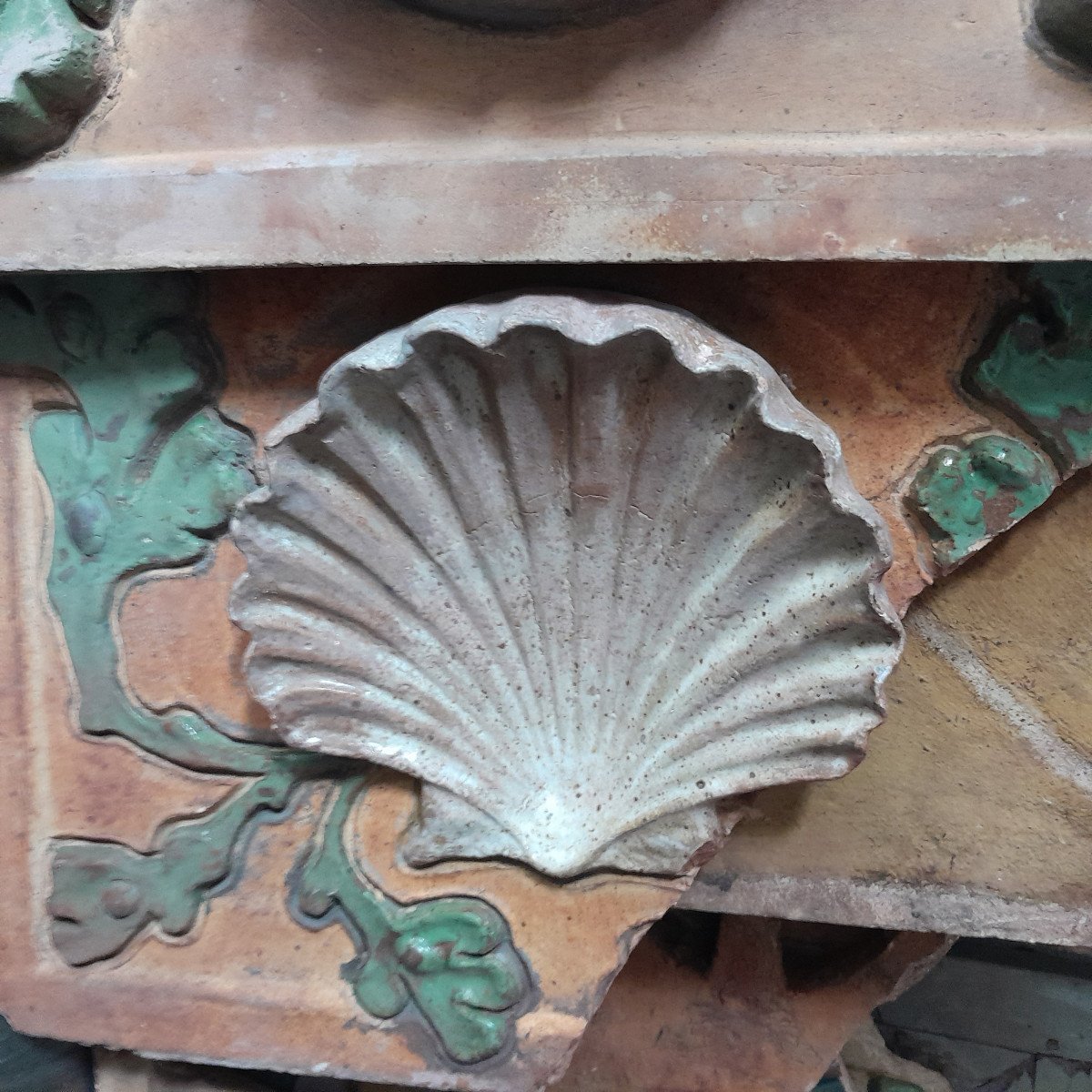 Architectural Elements In Glazed Sandstone A. Bigot With Scallop And Grape Patterns-photo-3