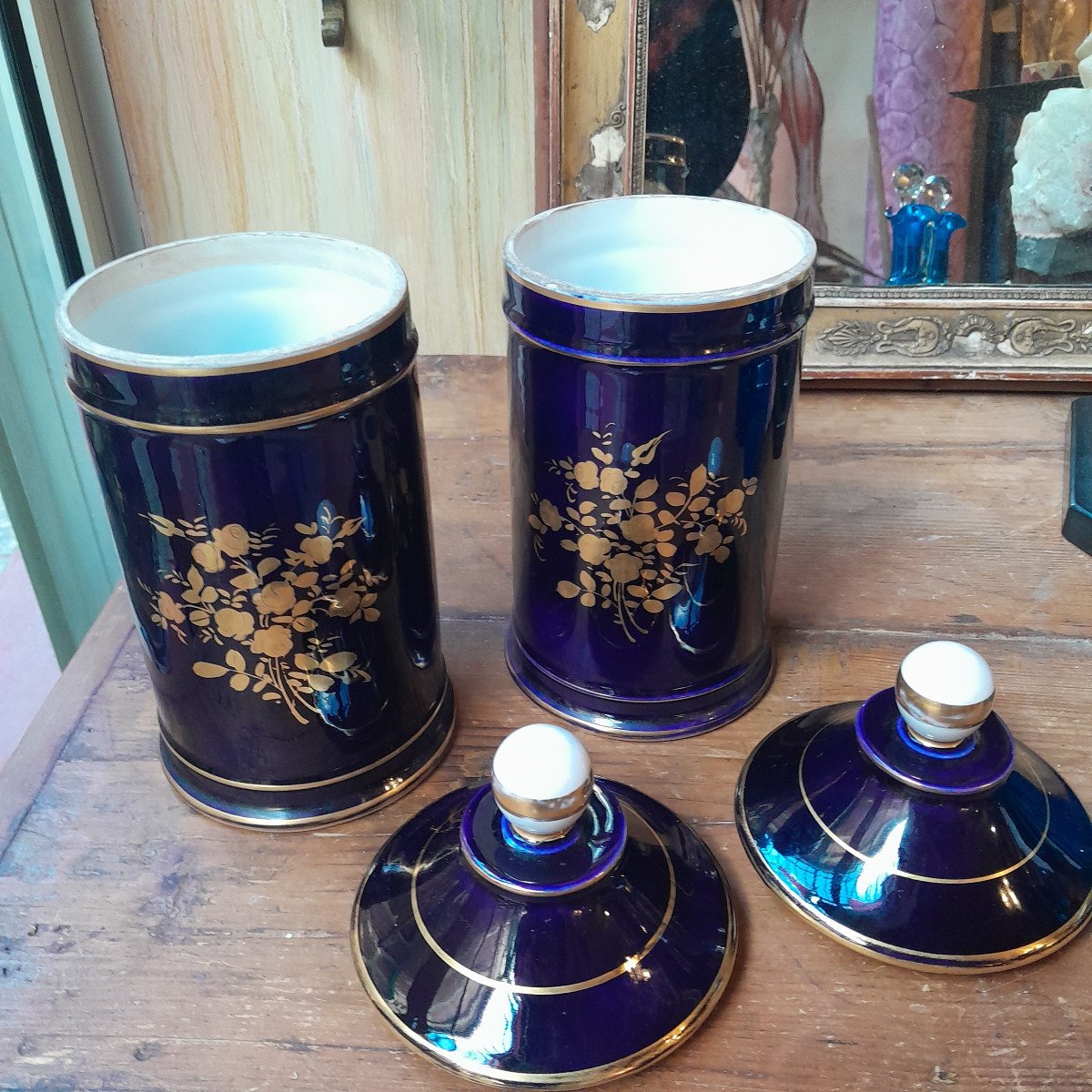 Paire De Pots à Pharmacie En Porcelaine Bleu de four, Dorés à l'Or Fin, Peints à La Main-photo-5