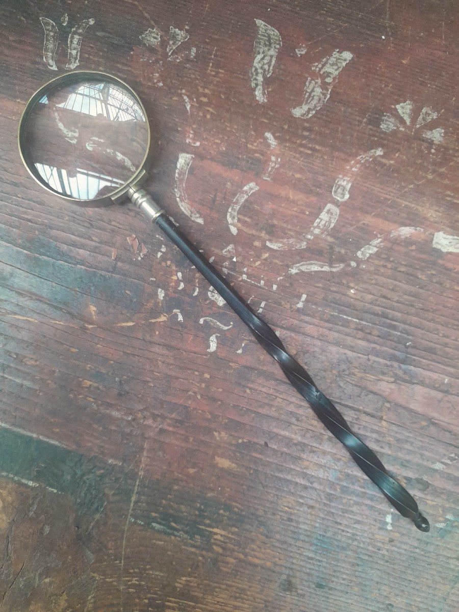 Loupe de bureau, métal et fanon de baleine, XIXÈME