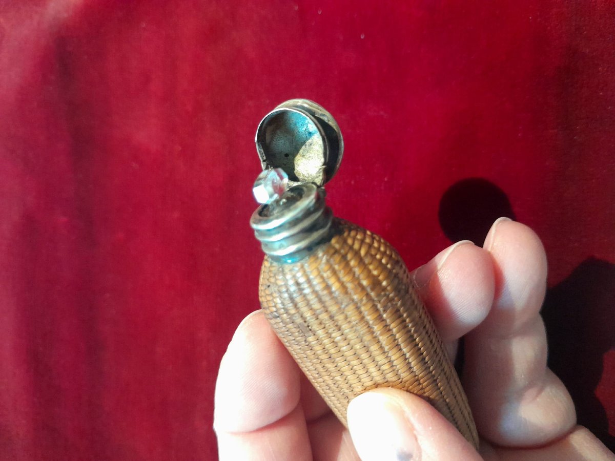 Salt Or Perfume Bottle, Wickerwork, Glass And Silver, 19th Century-photo-3