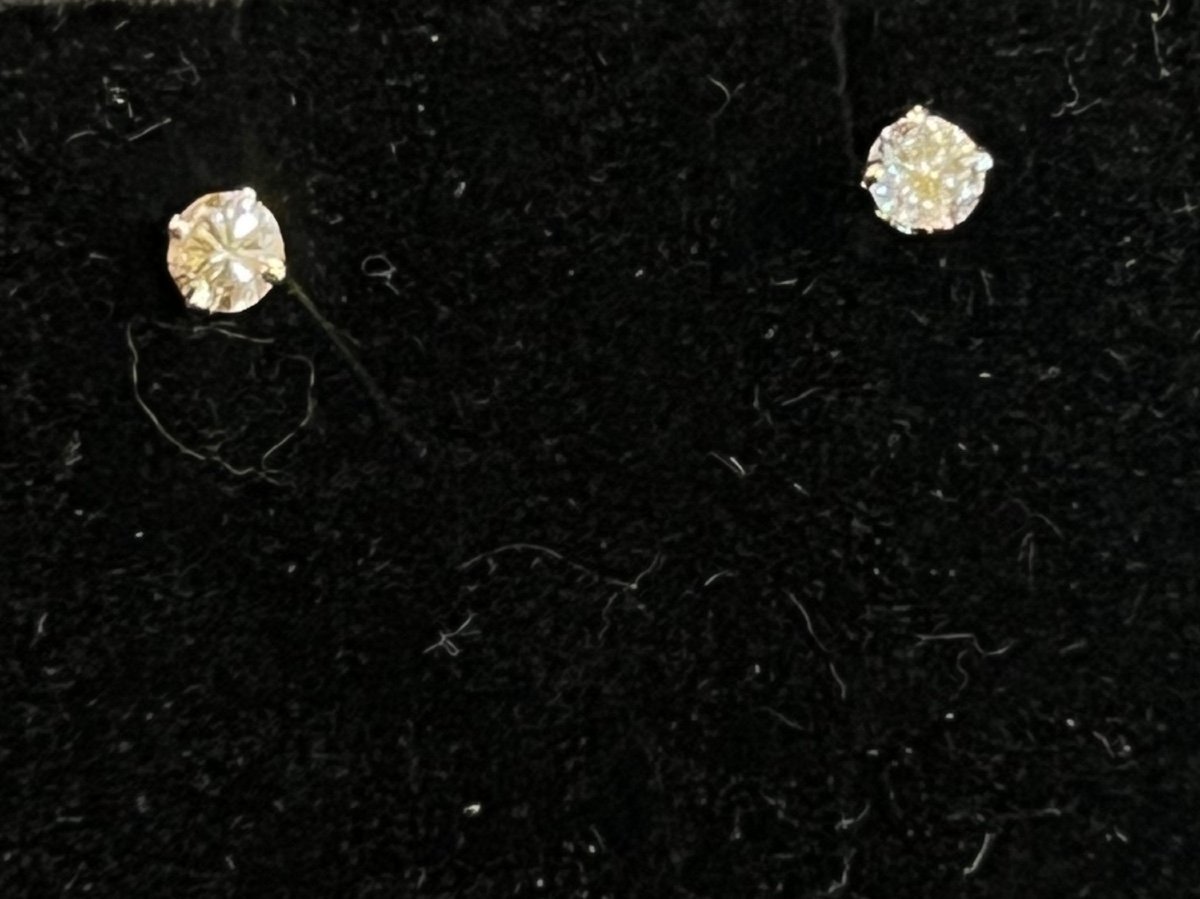 A Pair Of Diamond Chip Earrings -photo-3