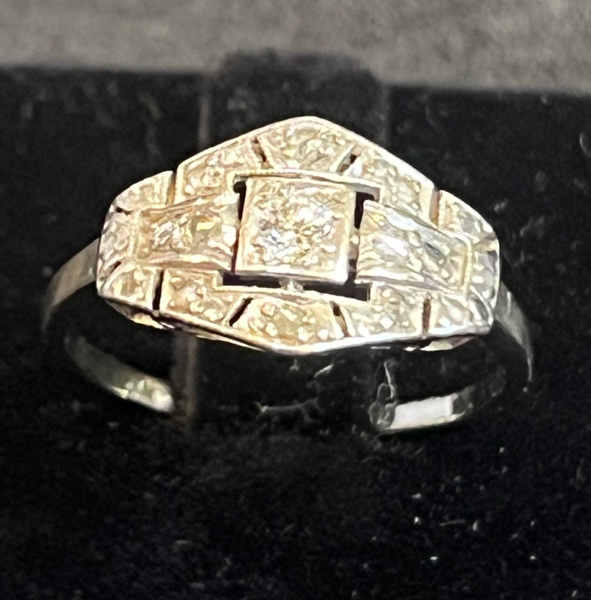 Art Deco Diamond Ring 