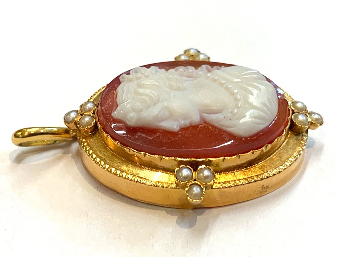 Pearl Cameo Pendant-photo-2