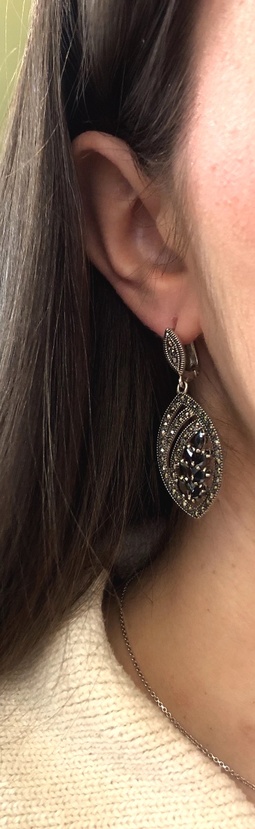 Une Paire De Boucles d'Oreilles Feuilles-photo-1