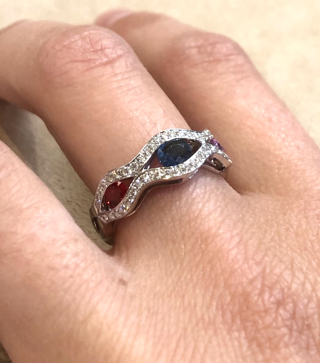 Bague entrelacée saphirs-photo-6