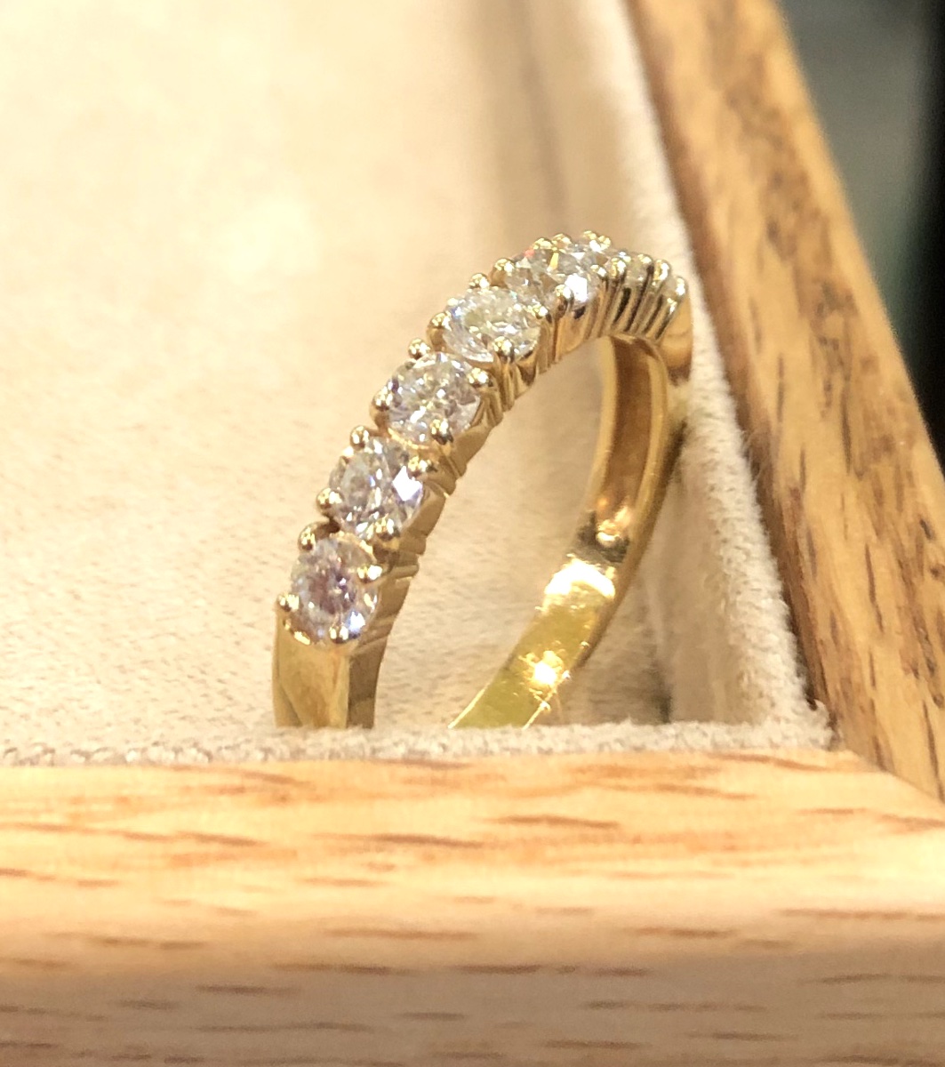 Diamond Wedding Ring-photo-1
