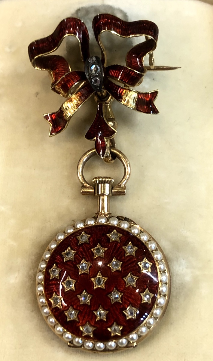Pocket Watch With Fine Pearls On Both Sides With Its Watch Holder -photo-2