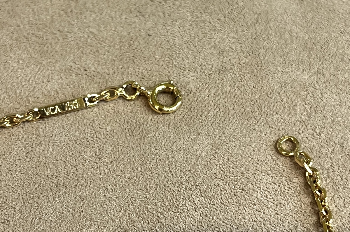 Van Cleef And Arpels Chain-photo-3