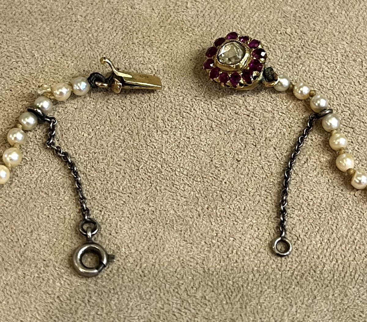 Cultured Pearl Necklace With Diamond Rose And Ruby -photo-1
