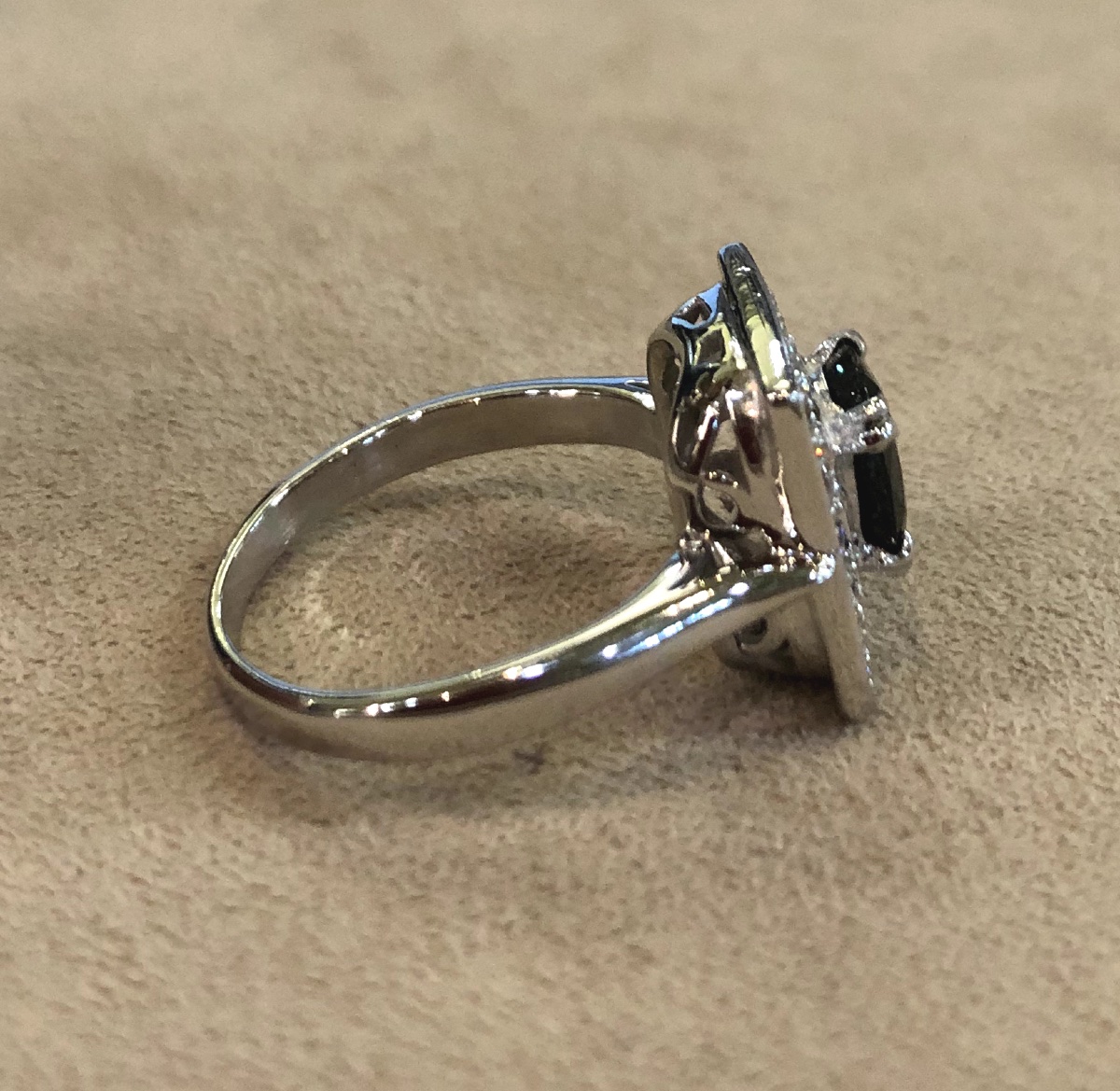 Sapphire And Diamond Pave Ring-photo-2