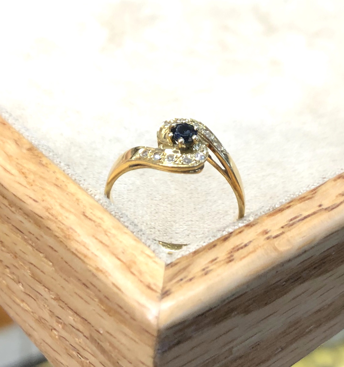 Sapphire And Diamond Swirl Ring-photo-6