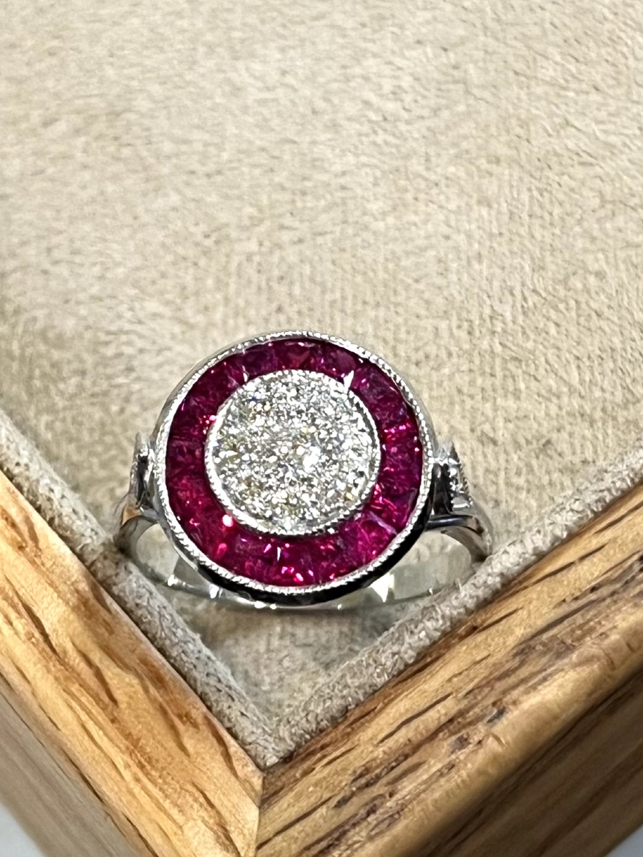 Bague ronde Rubis et Diamants -photo-1