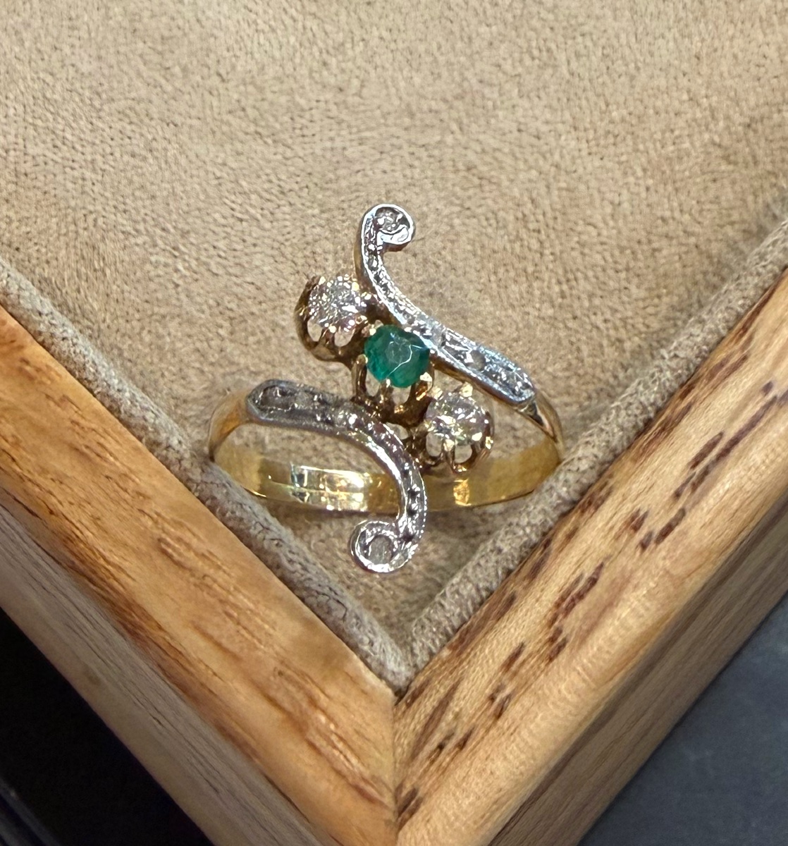 Bague émeraude et roses de diamants-photo-5