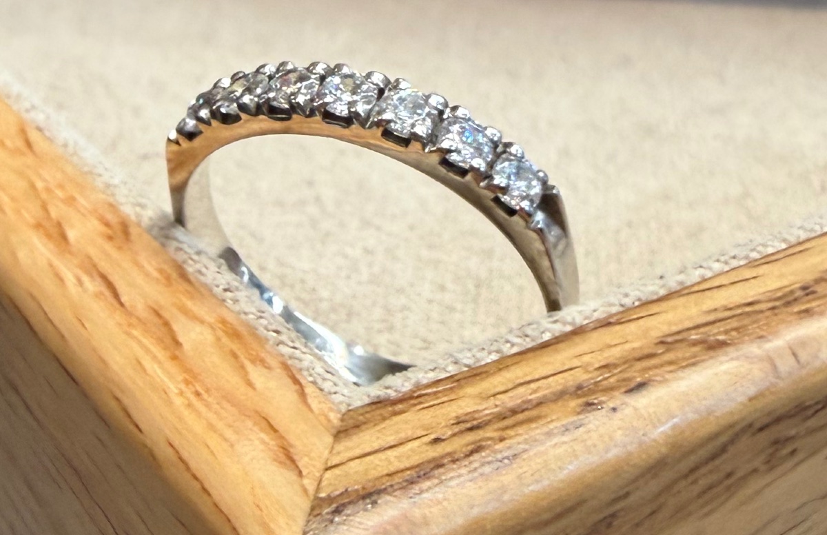 Half Wedding Band-photo-3