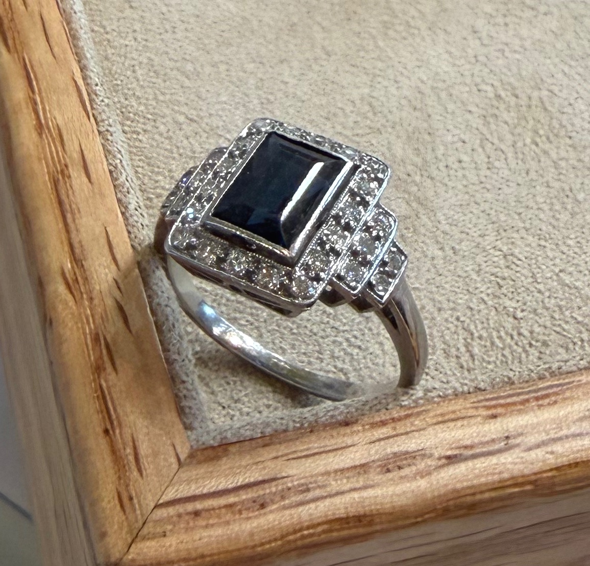 Bague art déco saphir et diamants-photo-3