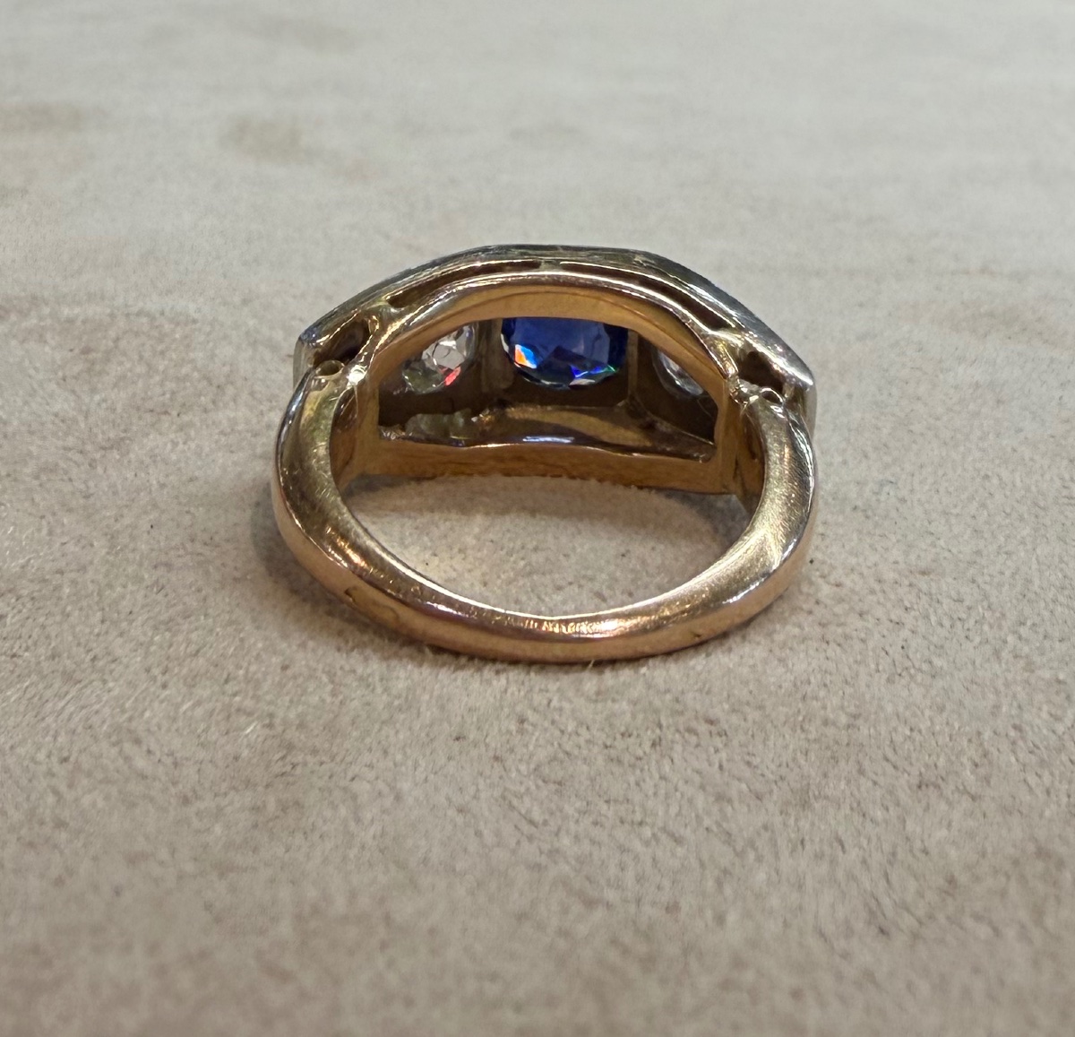 bague saphir et diamants-photo-3