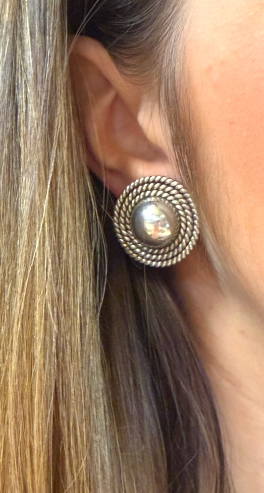 Boucles d'oreille ronde tresse