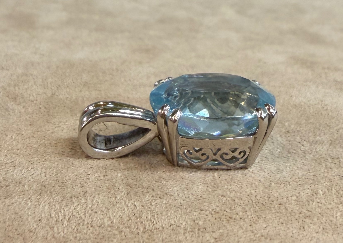 Aquamarine Pendant-photo-1