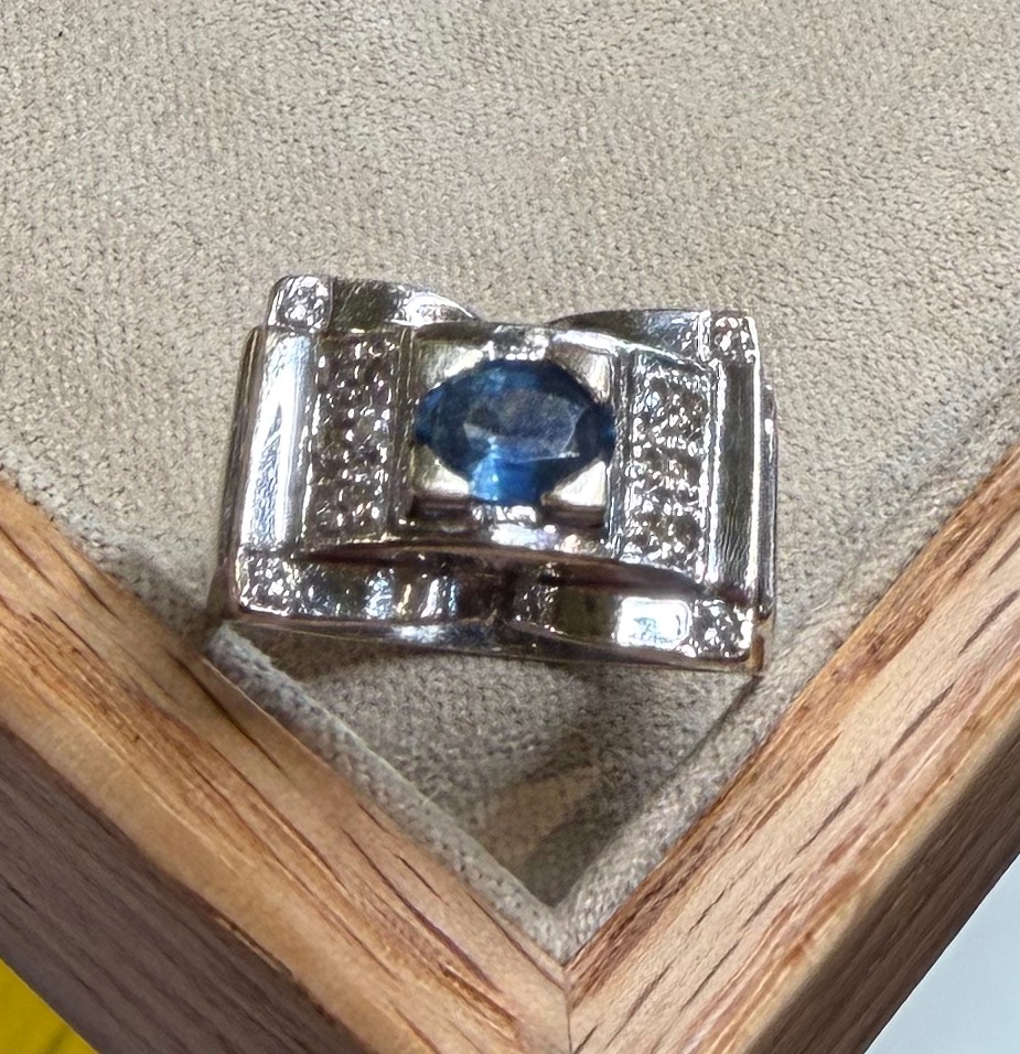Sapphire And Diamond Tank Ring-photo-1