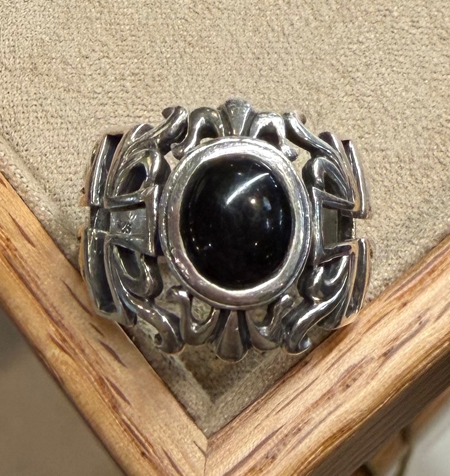 Onyx Signet Ring -photo-4