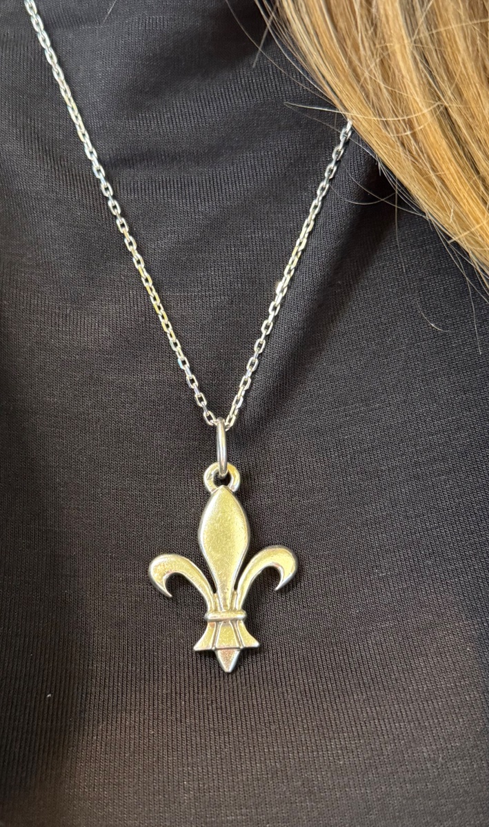 Fleur-de-lis Pendant-photo-1