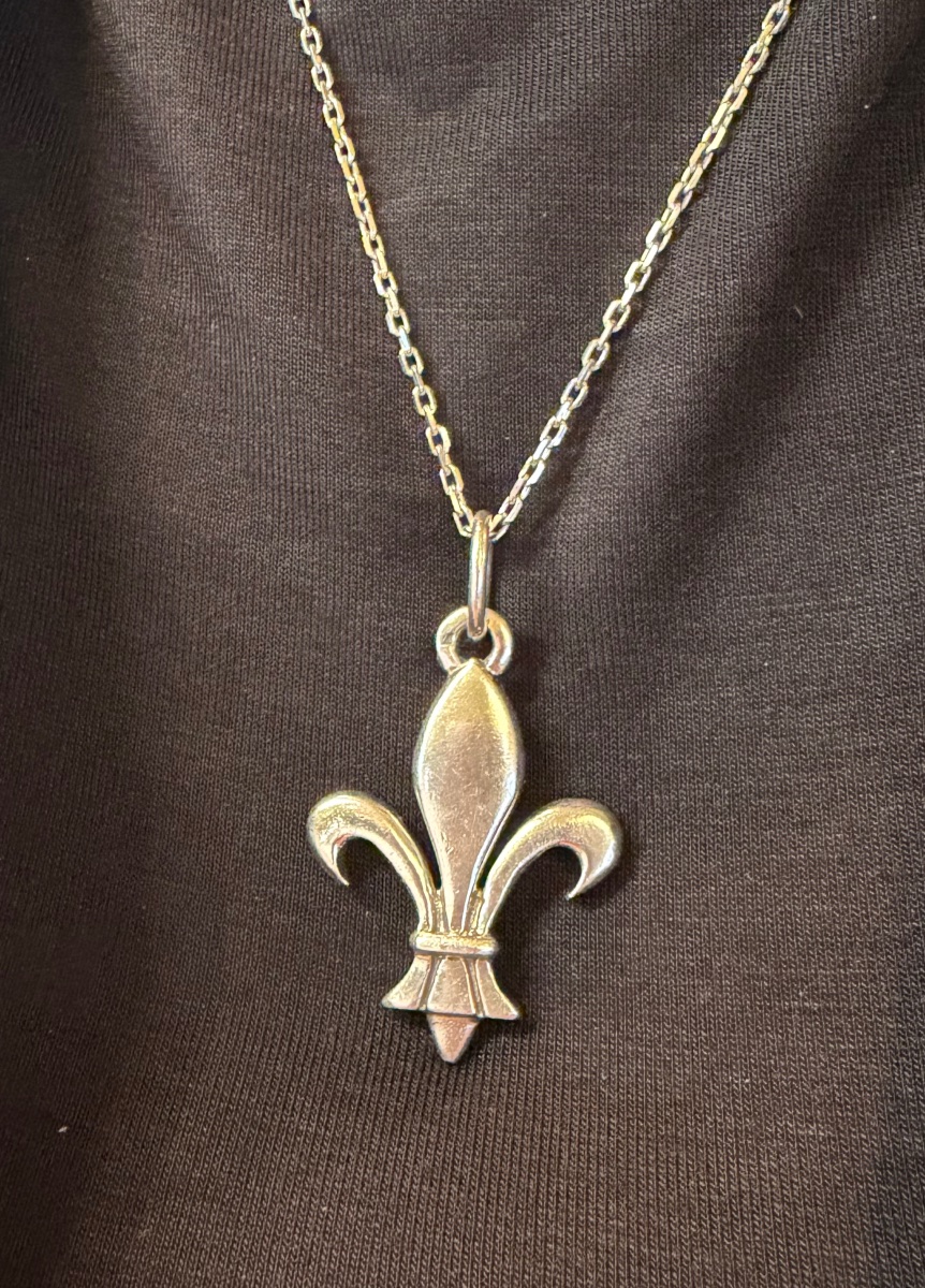 Fleur-de-lis Pendant-photo-2