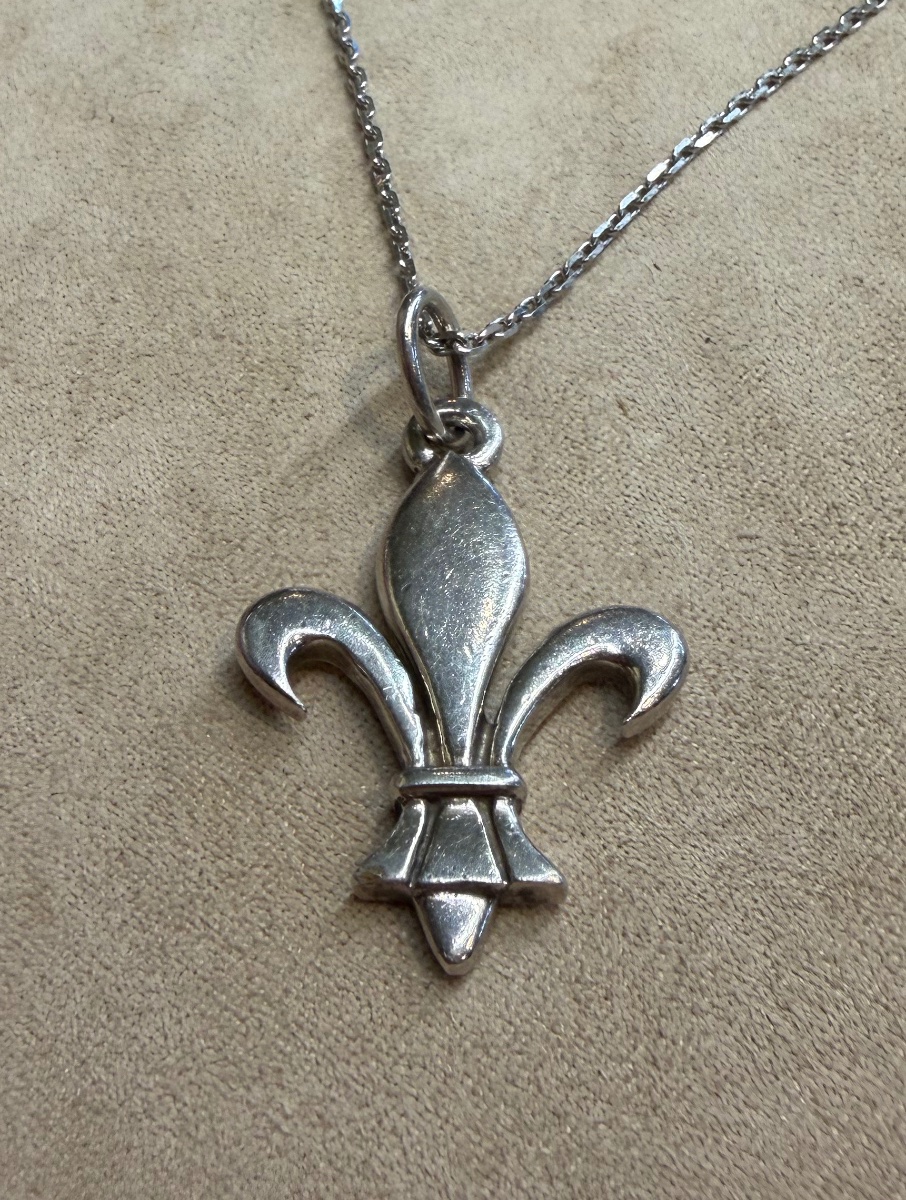 Fleur-de-lis Pendant-photo-3