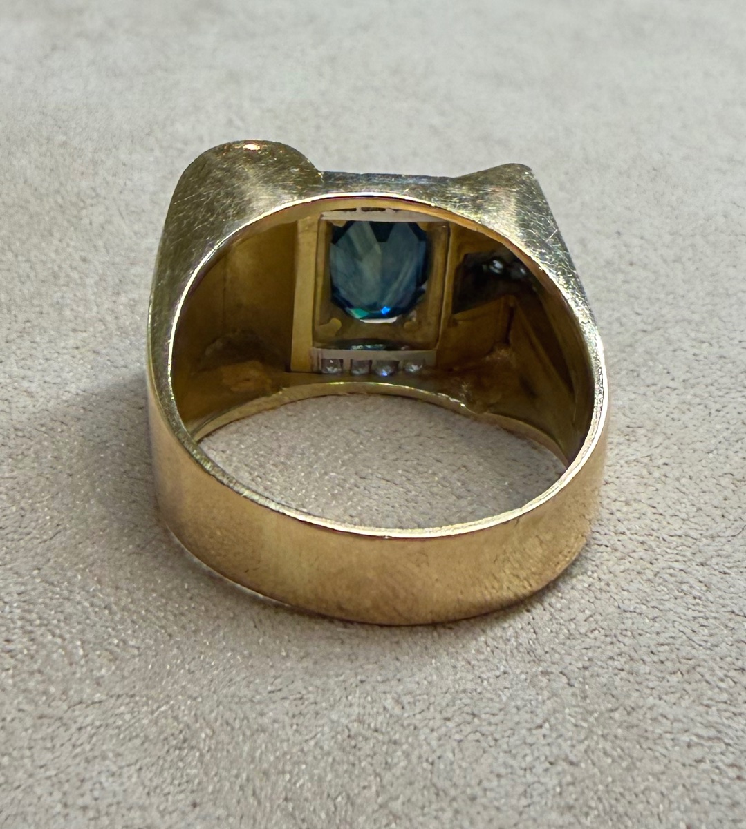 Sapphire And Diamond Tank Ring-photo-2