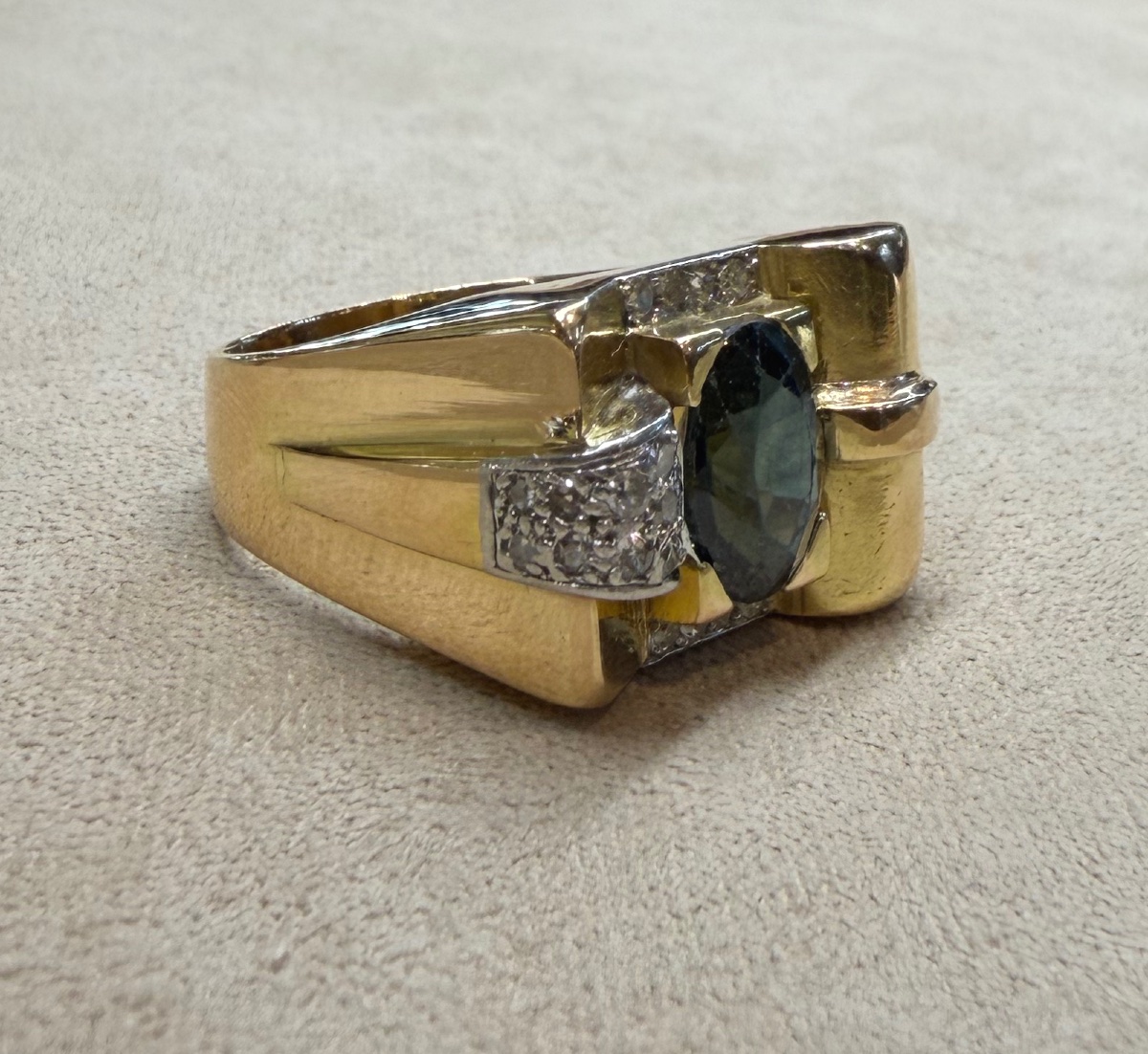 Sapphire And Diamond Tank Ring-photo-3