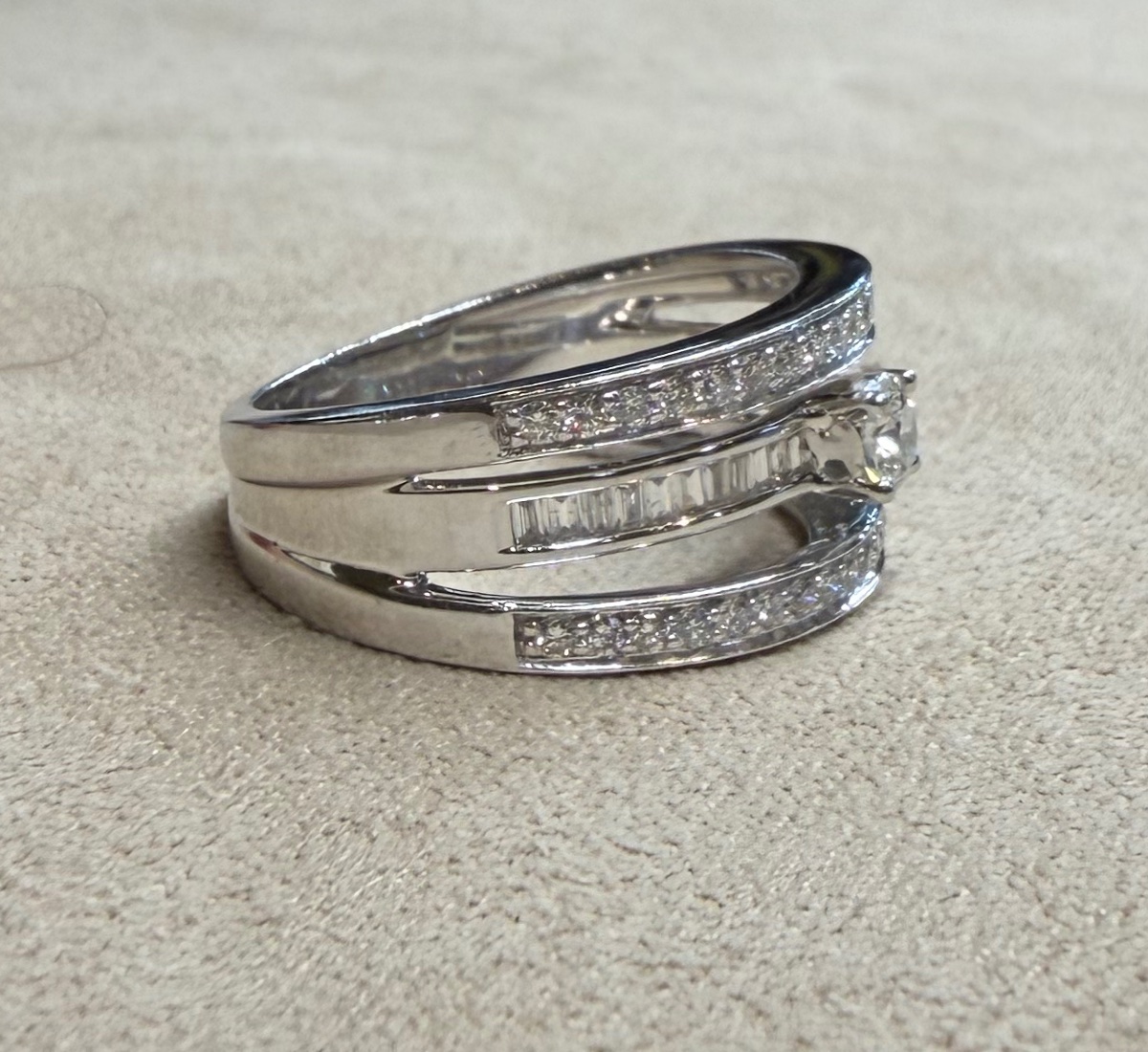 Three-row Diamond Ring-photo-3