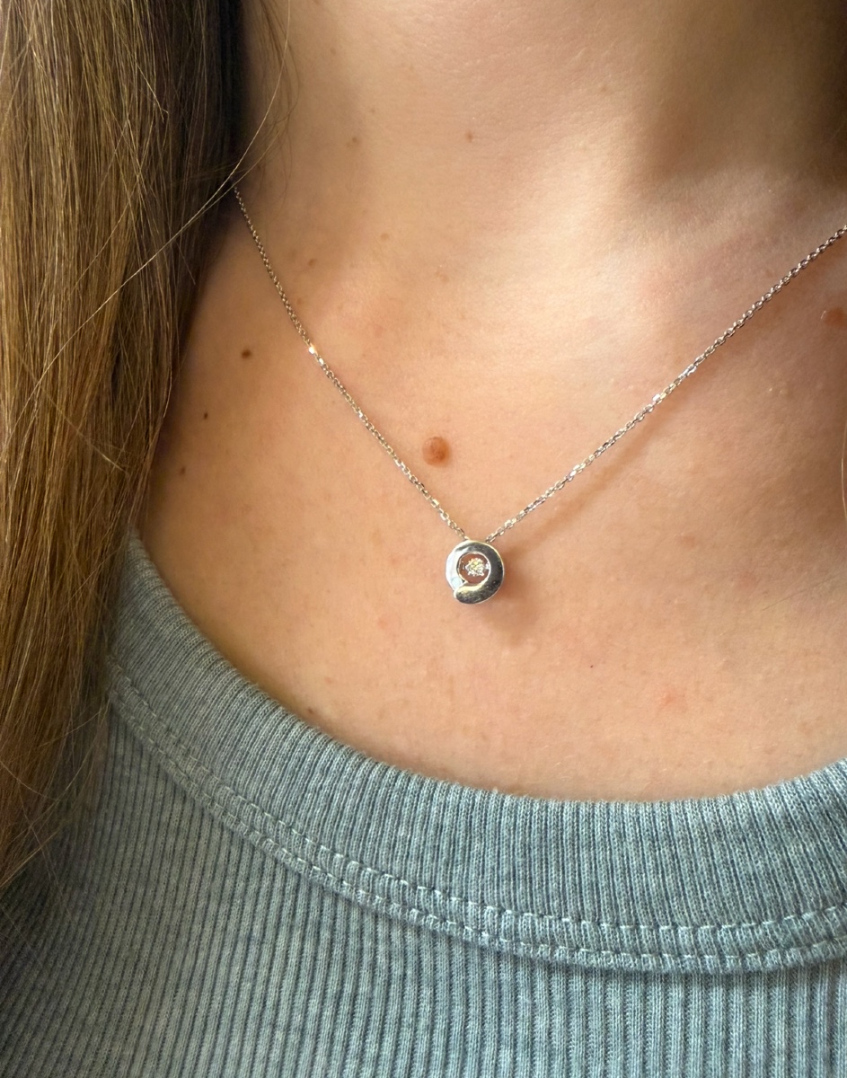 Collier cercle diamant