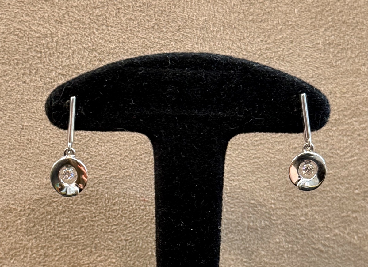 Circle Earrings Diamonds-photo-3