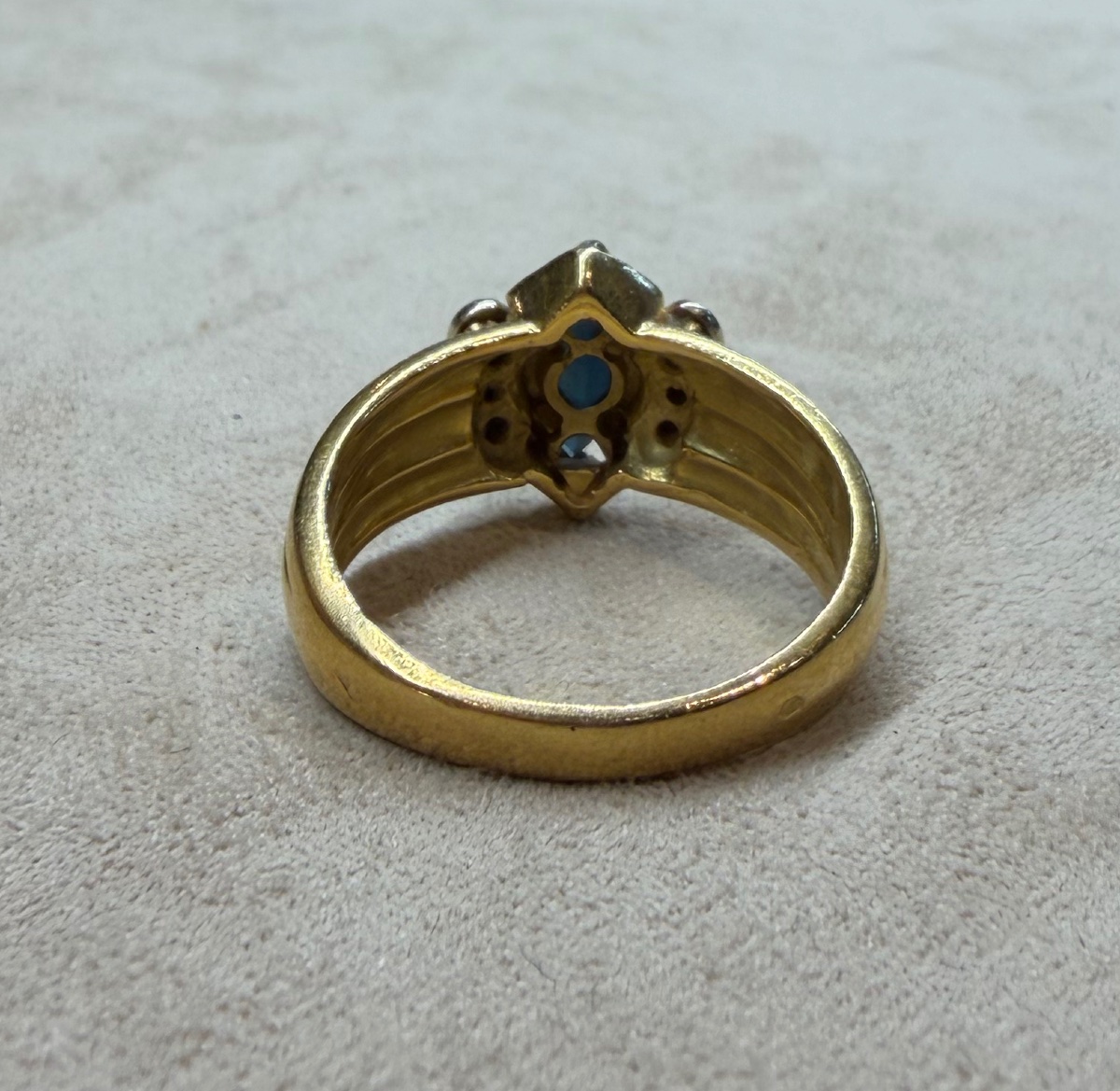 Sapphire And Diamond Ring-photo-3