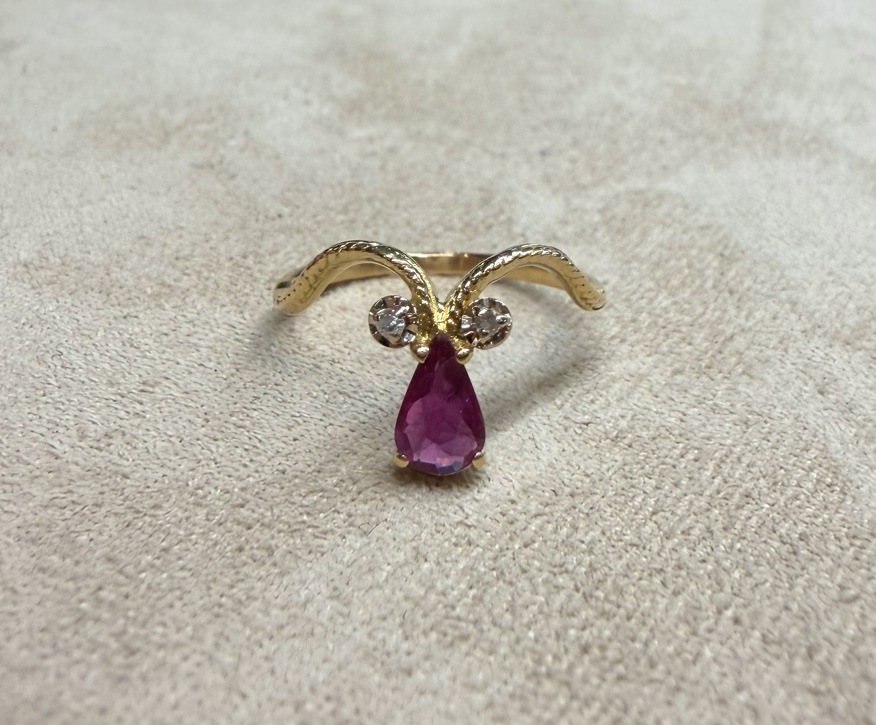 Bague rubis et diamants