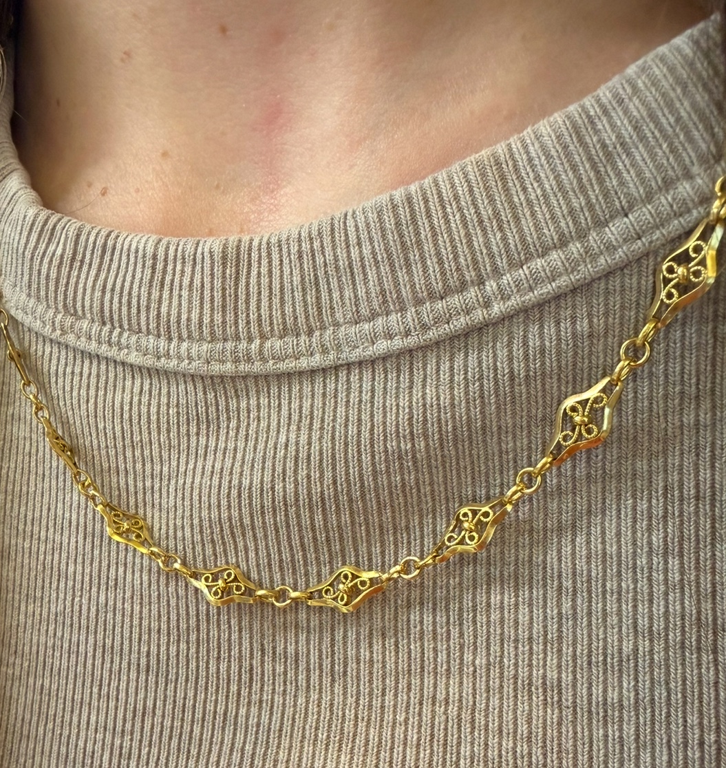 Collier filigrane