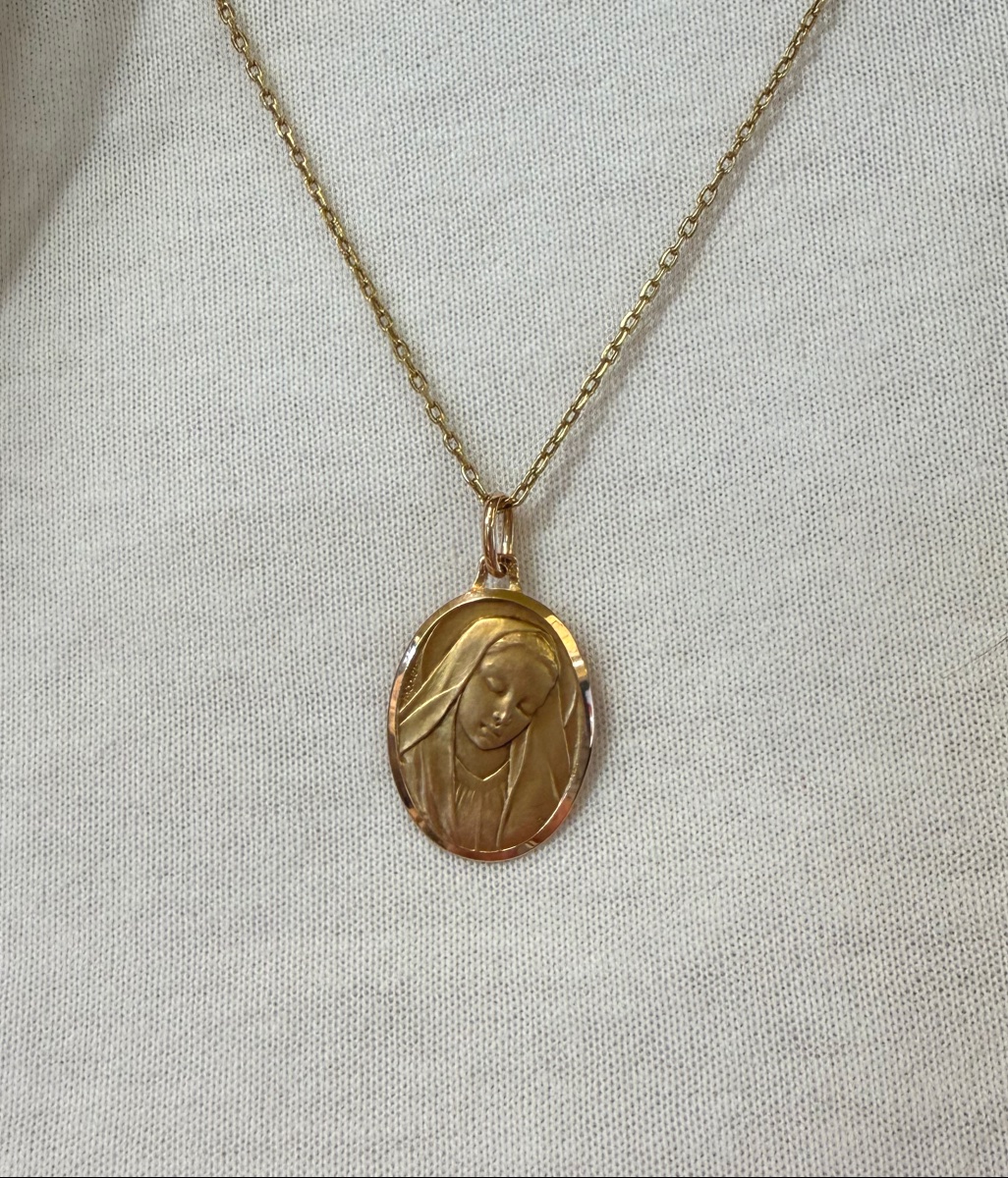 Virgin Medal-photo-5