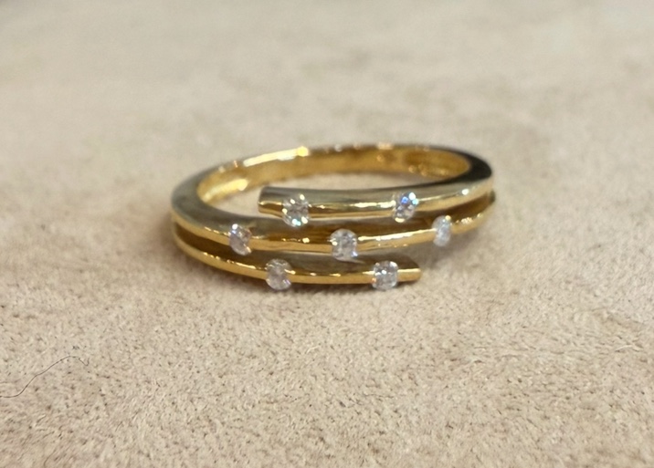 3-line Diamond Ring