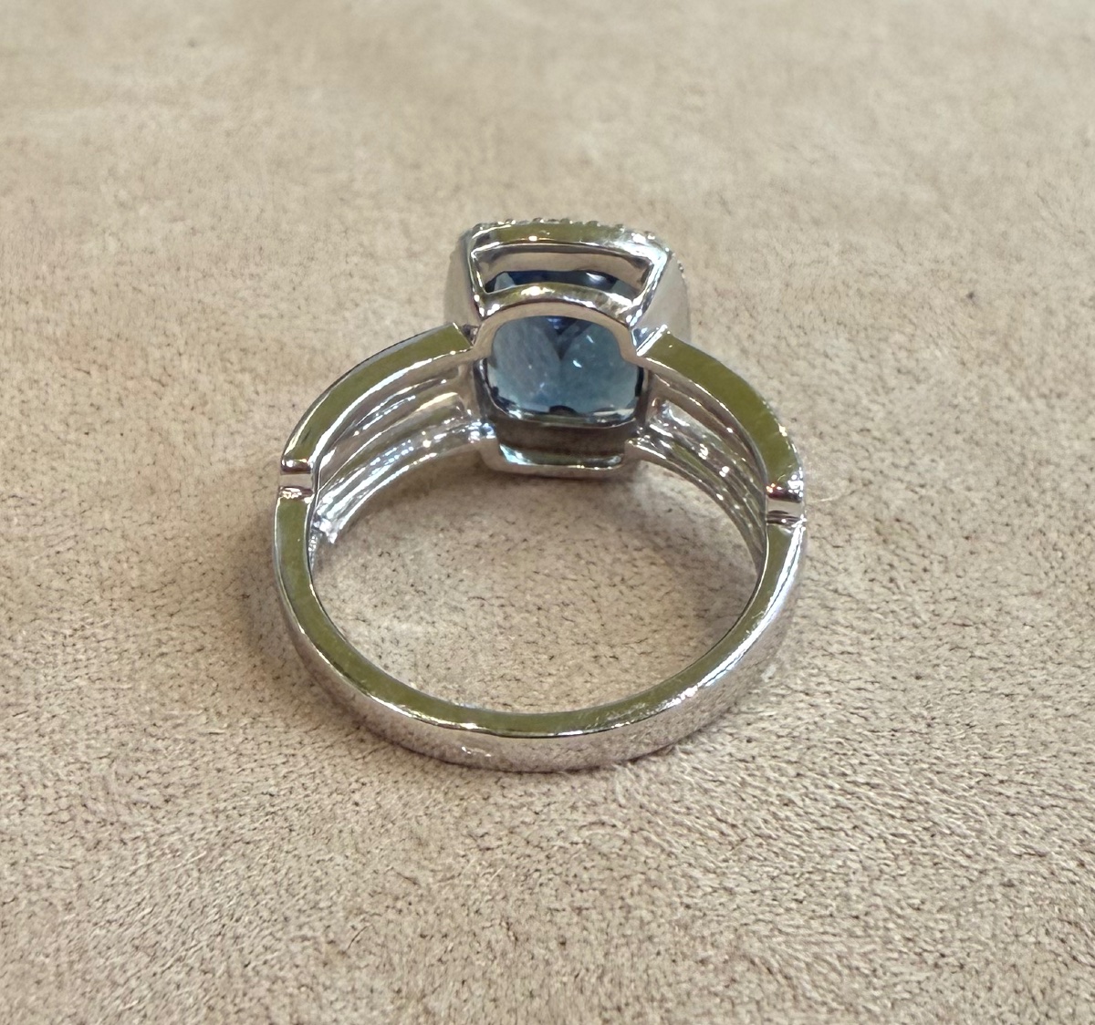 Topaz And Diamonds Ring-photo-2