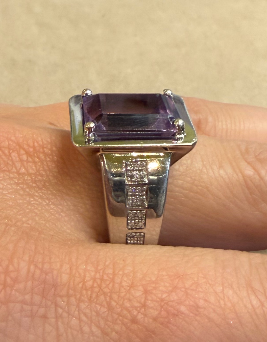Amethyst And Diamonds Ring-photo-2