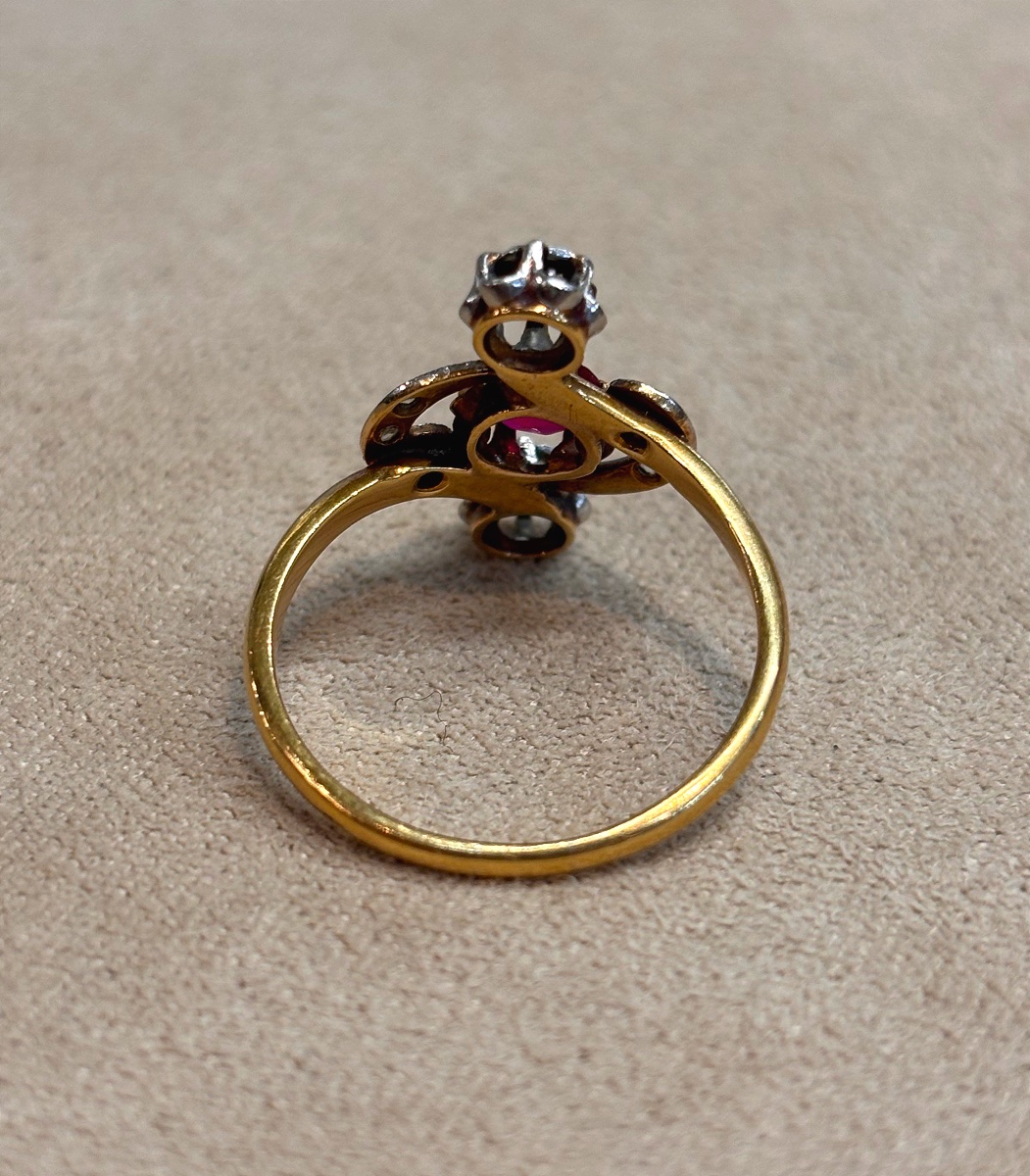 Bague ancienne rubis et roses de diamants -photo-3