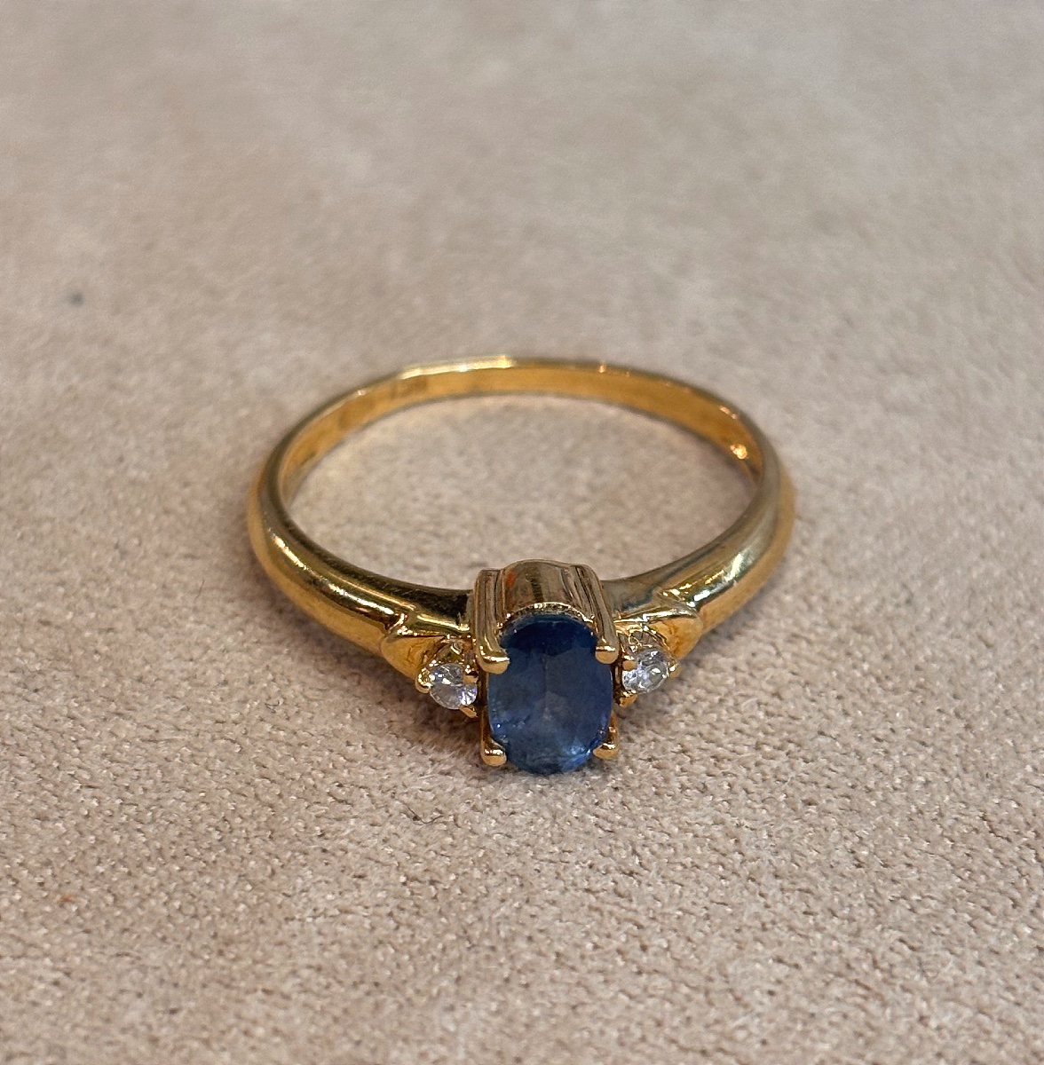 Sapphire And Diamonds Ring-photo-1