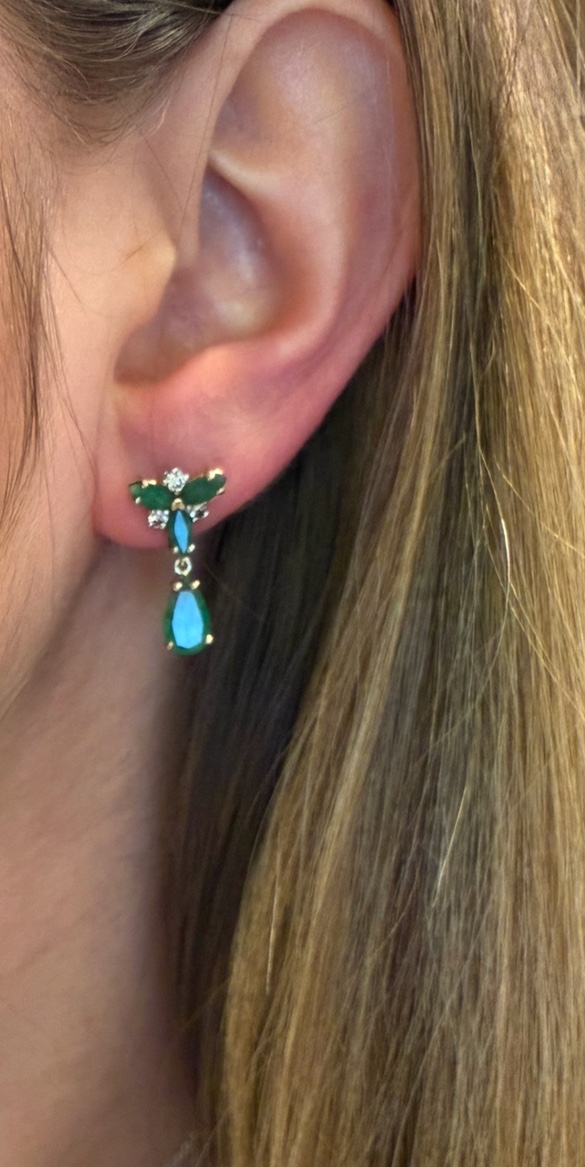 Boucles d'oreille emeraudes et diamants