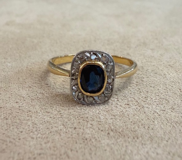 bague art déco 1925 Saphir et Roses De Diamant