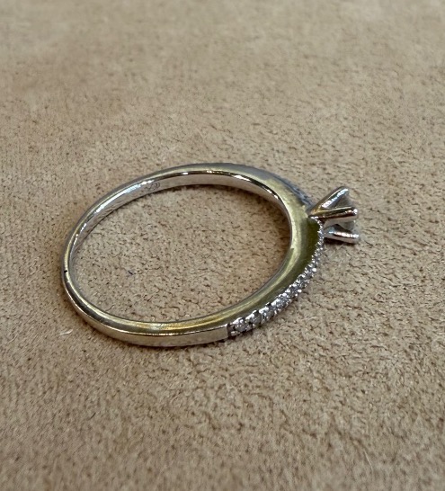 Solitaire Ring-photo-4