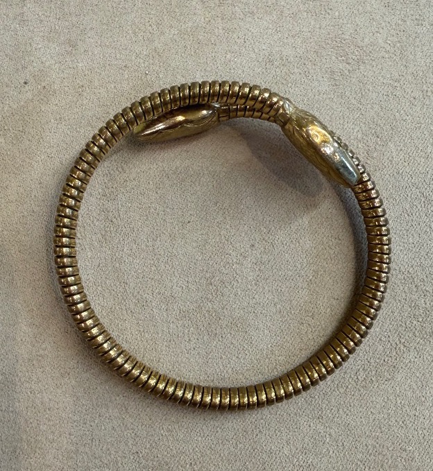Snake-patterned Bangle Bracelet-photo-1