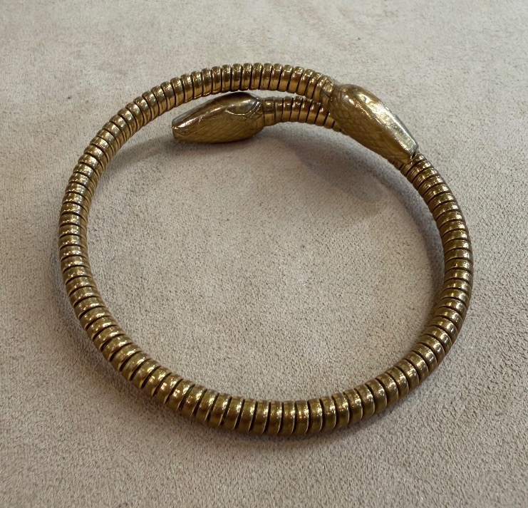 Snake-patterned Bangle Bracelet-photo-2